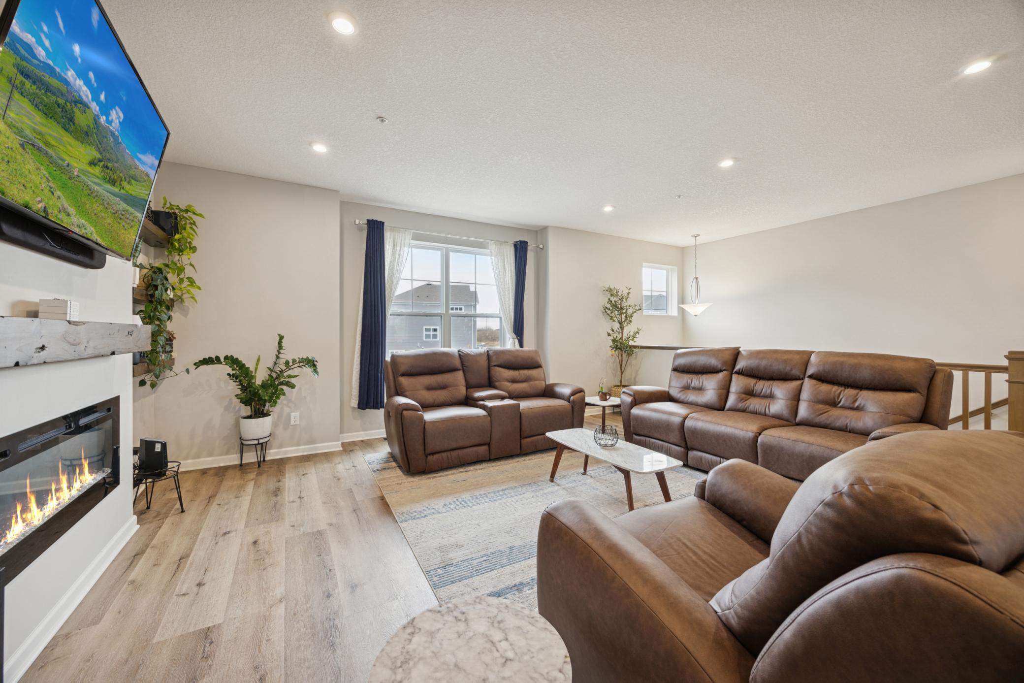 13485 Territorial Circle North Maple Grove, MN 55369 - Photo 5 of 28