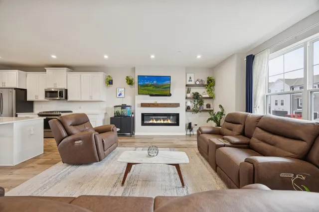 $410,000 | 13485 Territorial Circle North, Maple Grove, MN 55369