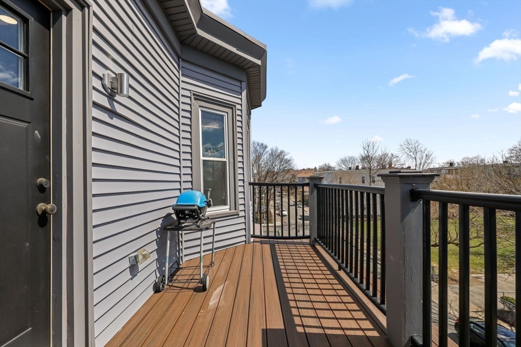 77 Torrey Street, Unit 3 Boston, MA 02124 - Photo 5 of 23