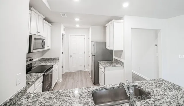 a close up view of a washer and dryer