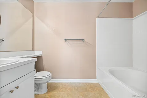 $297,000 | 8707 East Florida Avenue, Unit 507, Denver, CO 80247