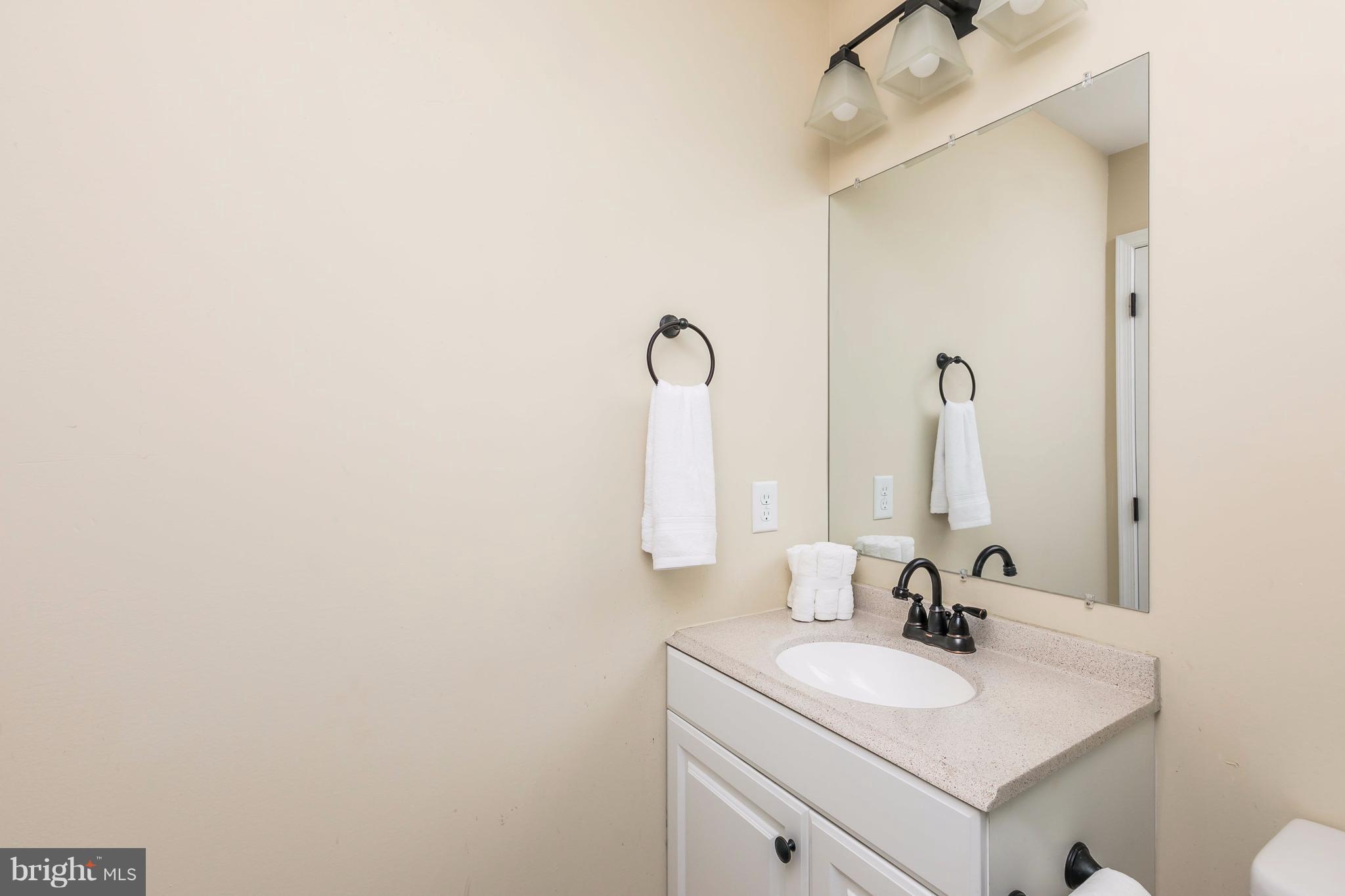 8153 Elizabeth Road Pasadena, MD 21122 - Photo 22 of 29 Bath (Master)