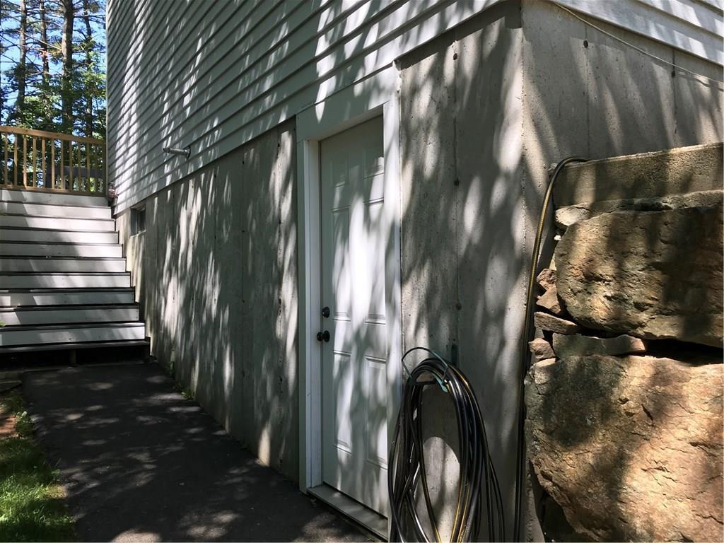 6 Woodvale Court, Unit B Springvale, ME 04083 - Photo 10 of 13 Photo
