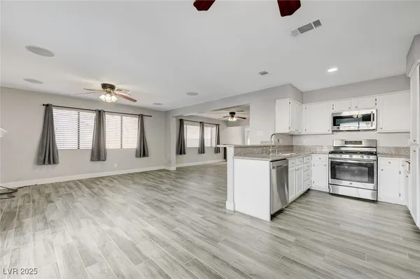 $415,000 | 2046 Waverly Circle, Henderson, NV 89014