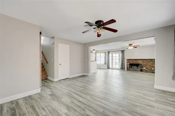 $415,000 | 2046 Waverly Circle, Henderson, NV 89014