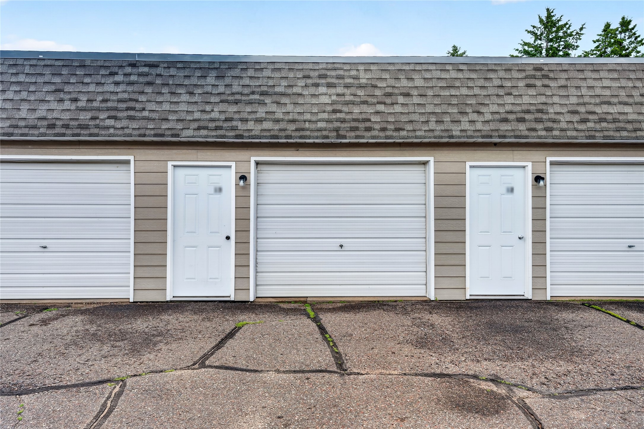 2006 21 3/8 Street, Unit 409 Rice Lake, WI 54868 - Photo 2 of 43