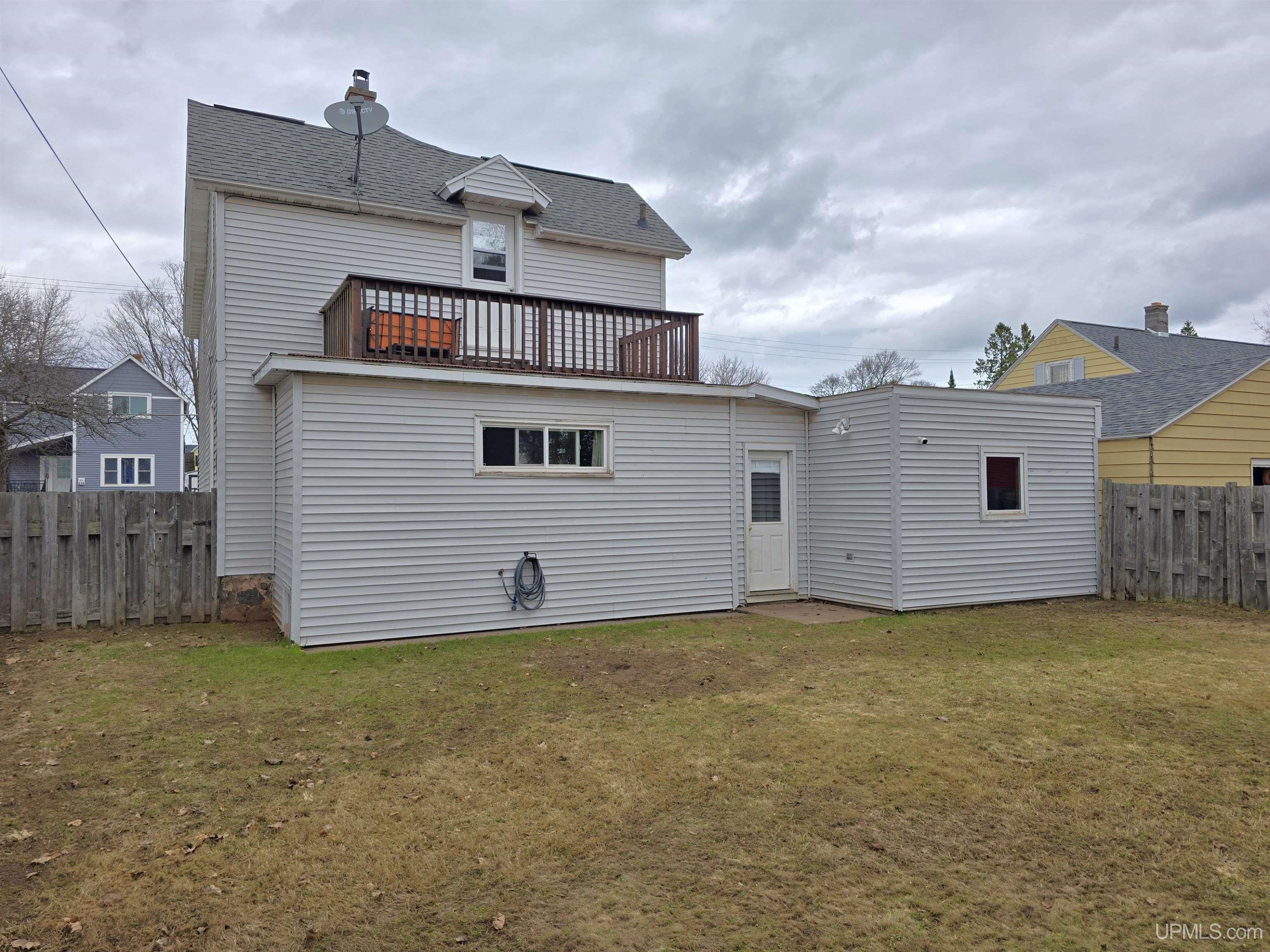 618 Maurice Street Ishpeming, MI 49849 - Photo 2 of 39