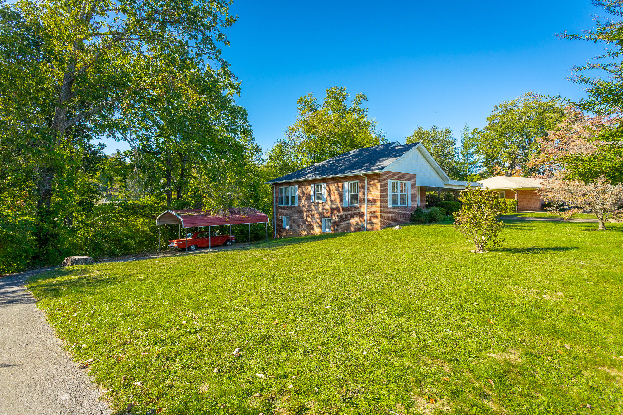 1043 Wynnwood Road Chattanooga, TN 37412 - Photo 26 of 27 Yard