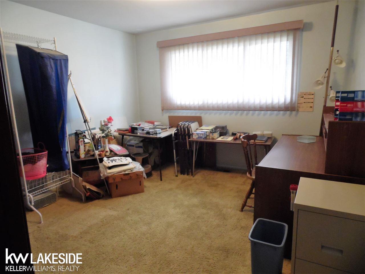47590 Barbara Road Macomb, MI 48044 - Photo 23 of 24 31289315-22.JPG