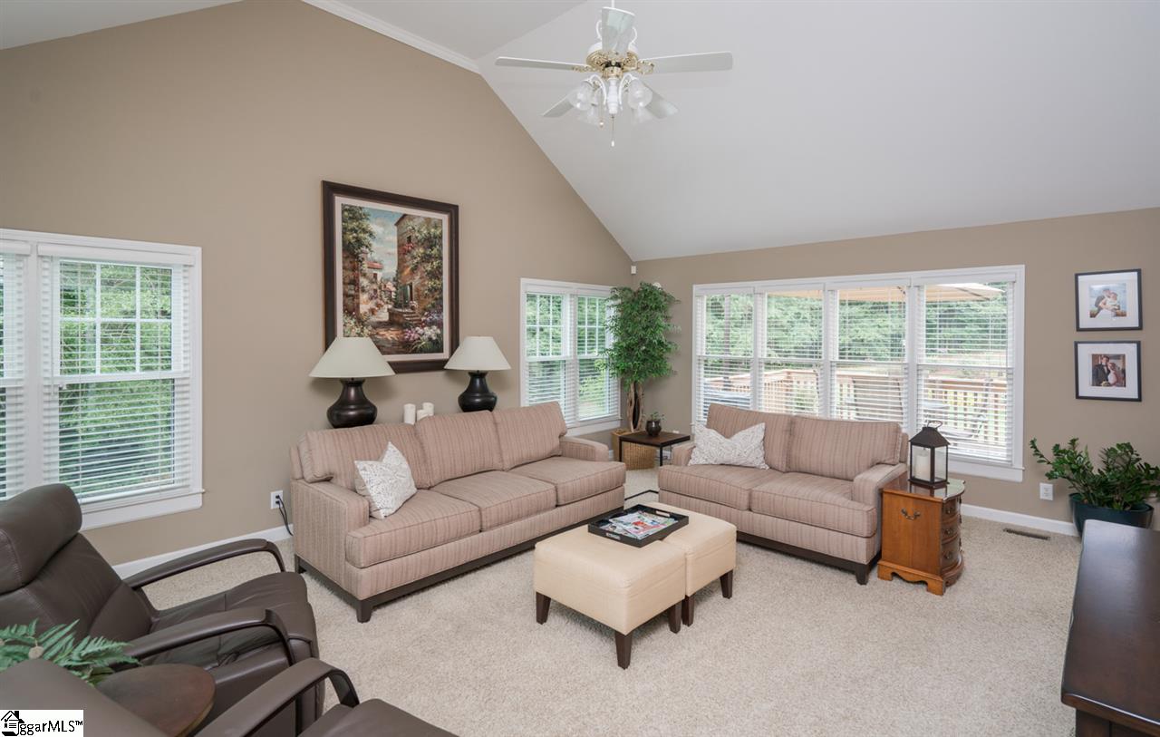 22 Birch Tree Road Greer, SC 29651 - Photo 4 of 36