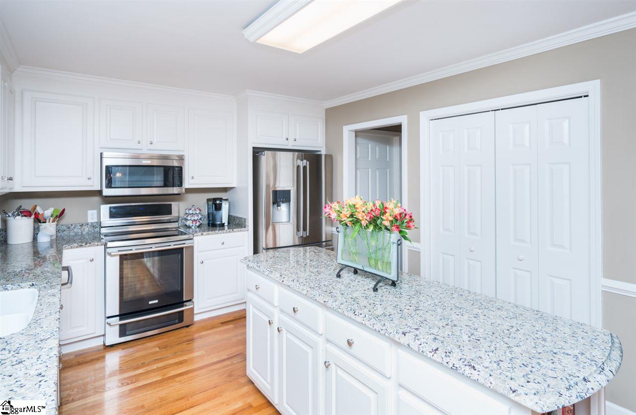 22 Birch Tree Road Greer, SC 29651 - Photo 33 of 36