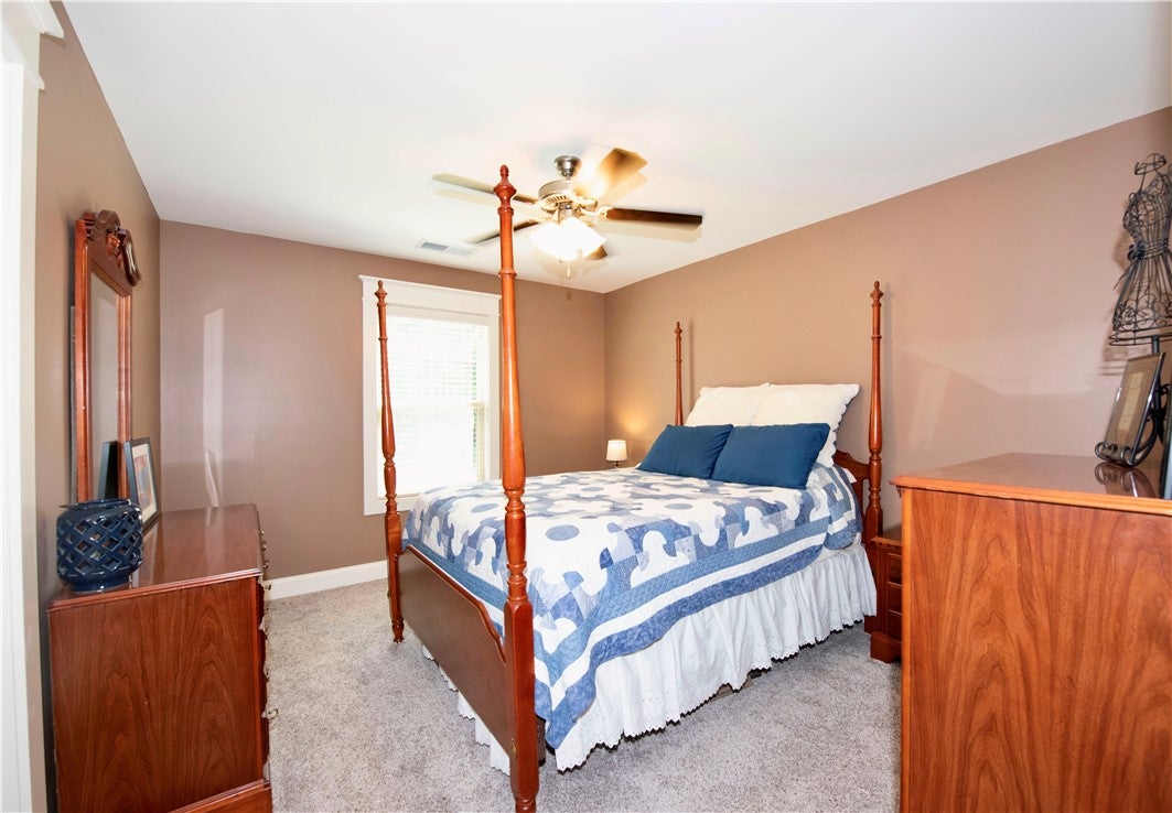 2240 West Farmville Road Auburn, AL 36879 - Photo 16 of 26 Gallery Image 16
