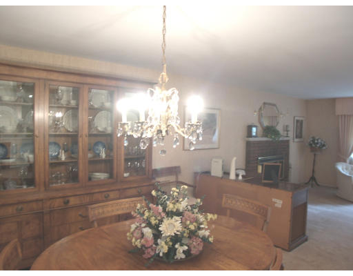 17 McAdams Road Framingham, MA 01701 - Photo 5 of 7 Gallery Image 5