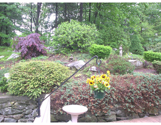 17 McAdams Road Framingham, MA 01701 - Photo 7 of 7 Gallery Image 7