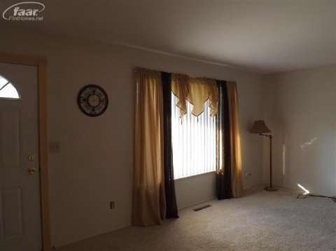 10463 Beecher Road Flushing, MI 48433 - Photo 3 of 5 20391556-2.JPG
