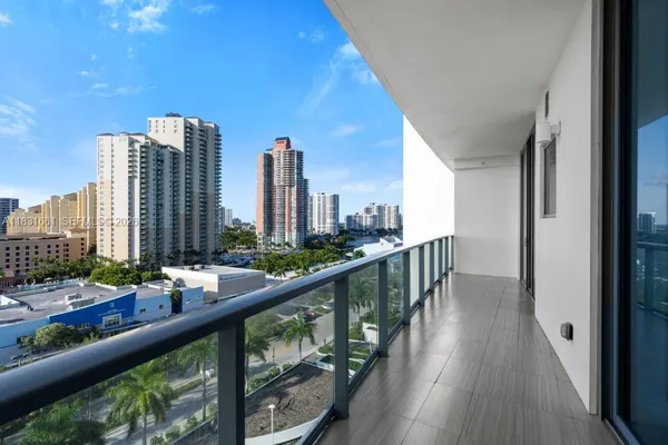 $1,649,000 | 3250 Northeast 188th Street, Unit 904, Aventura, FL 33180