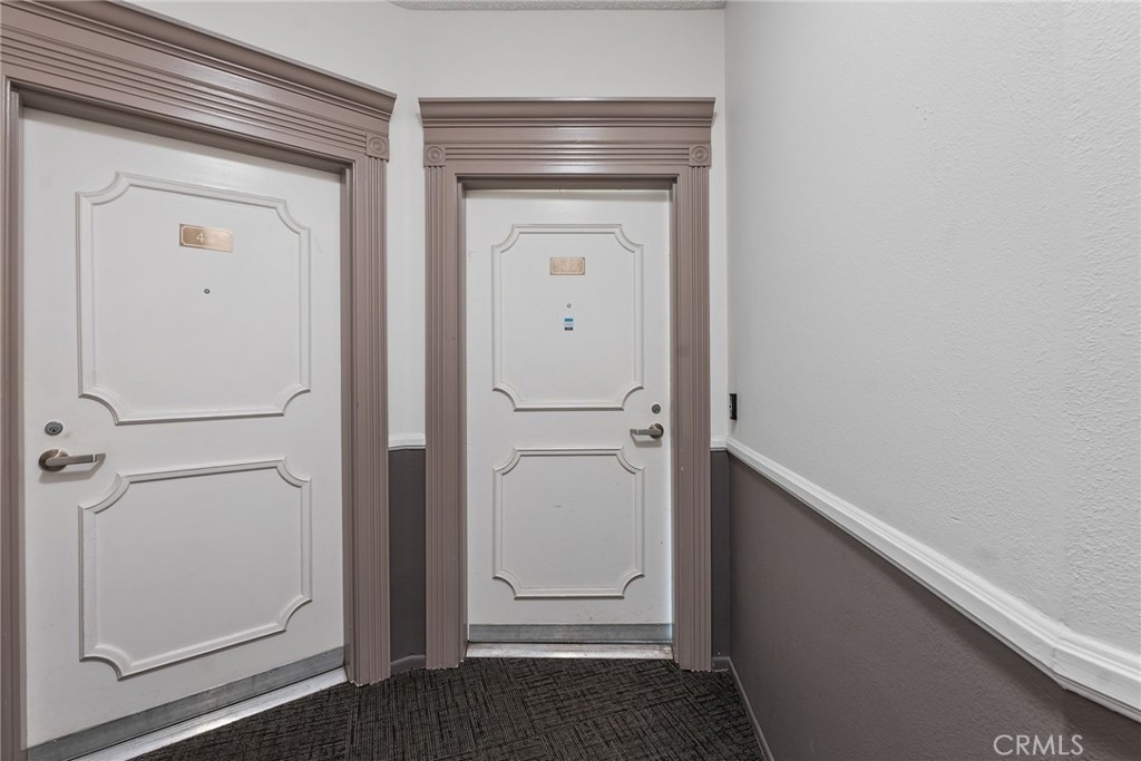 620 South Gramercy Place, Unit 412 Los Angeles, CA 90010 - Photo 21 of 41 a view of wooden floor