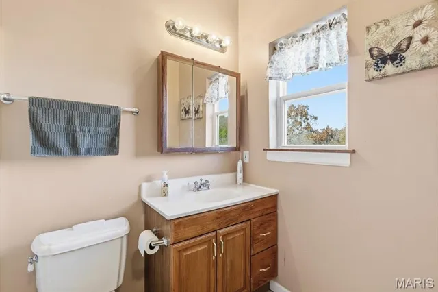 $599,000 | 10534 Eagles Nest Drive, Hillsboro, MO 63050