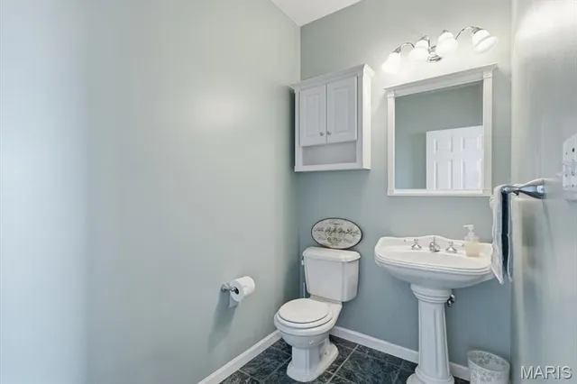 $599,000 | 10534 Eagles Nest Drive, Hillsboro, MO 63050