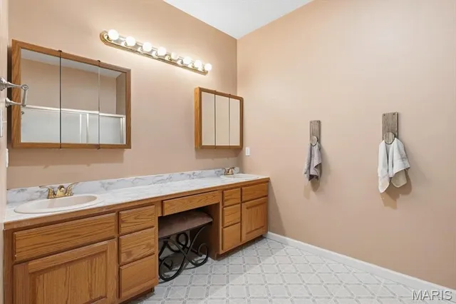 $599,000 | 10534 Eagles Nest Drive, Hillsboro, MO 63050