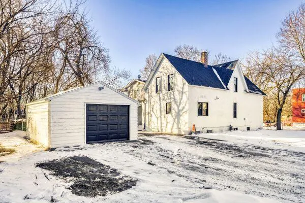 $295,000 | 924 Farrington Street, St. Paul, MN 55117