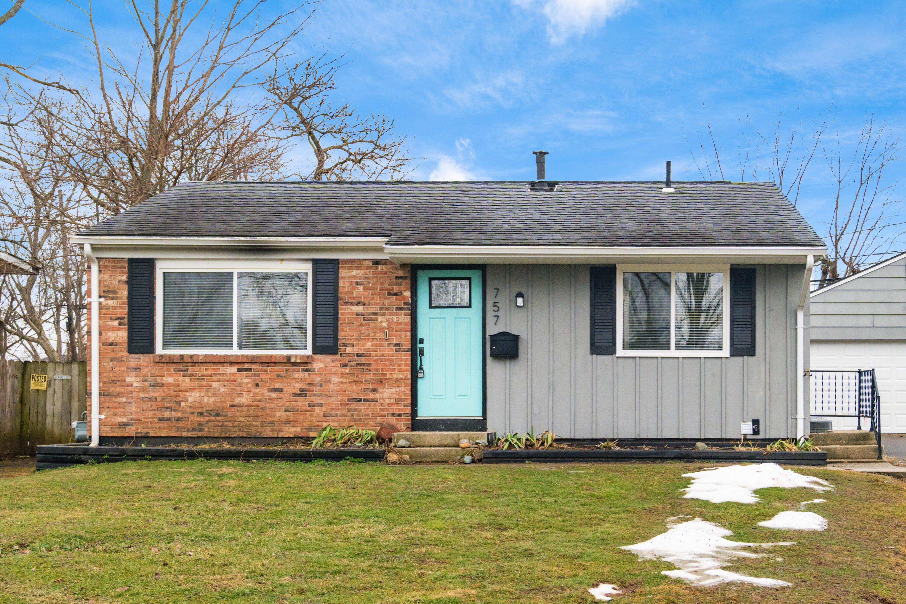 757 Ivorton Road South Columbus, OH 43207 - Photo 4 of 53