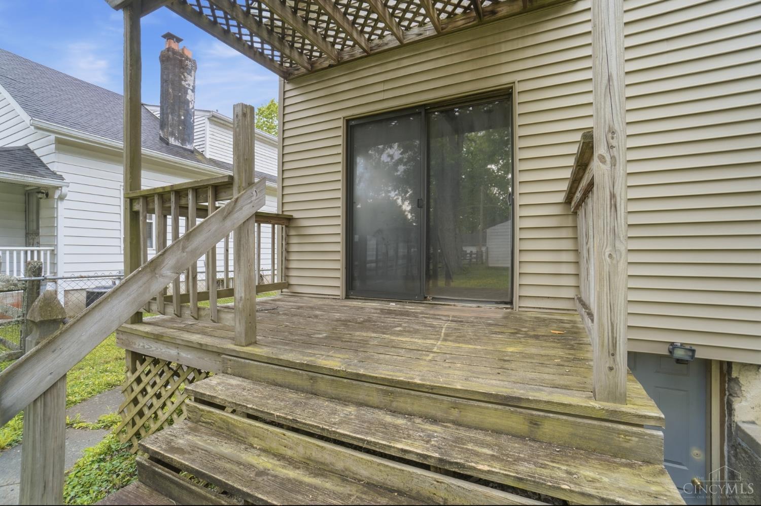 1414 Beacon Road Cincinnati, OH 45230 - Photo 26 of 33