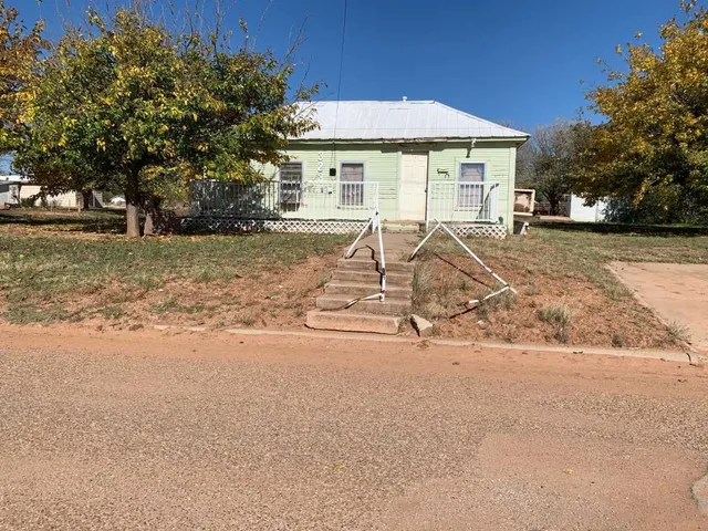 $34,999 | 323 6th Street, Spur, TX 79370