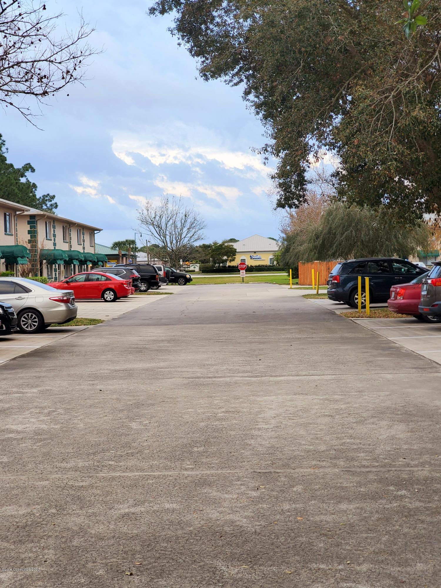 1882 Murrell Road, Unit I33 Rockledge, FL 32955 - Photo 9 of 19 20200129_212000