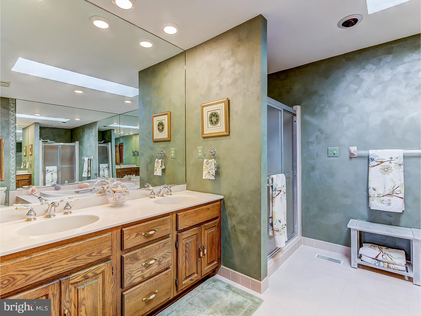 61 Sykesville Road Chesterfield, NJ 08515 - Photo 13 of 22 Master Bathroom