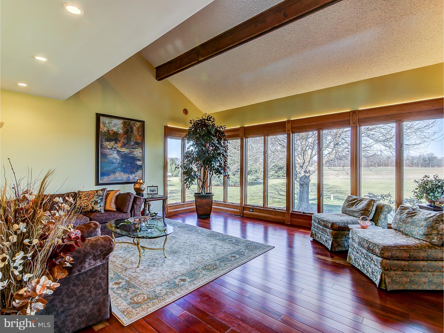 61 Sykesville Road Chesterfield, NJ 08515 - Photo 4 of 22 Living Room