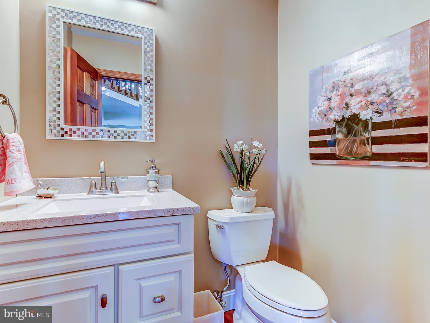 61 Sykesville Road Chesterfield, NJ 08515 - Photo 7 of 22 Bathroom