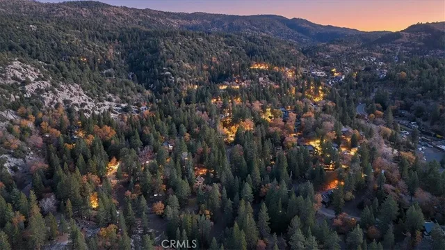 $339,995 | 32703 Tulip, Running Springs, CA 92382