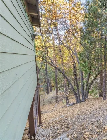 $339,995 | 32703 Tulip, Running Springs, CA 92382