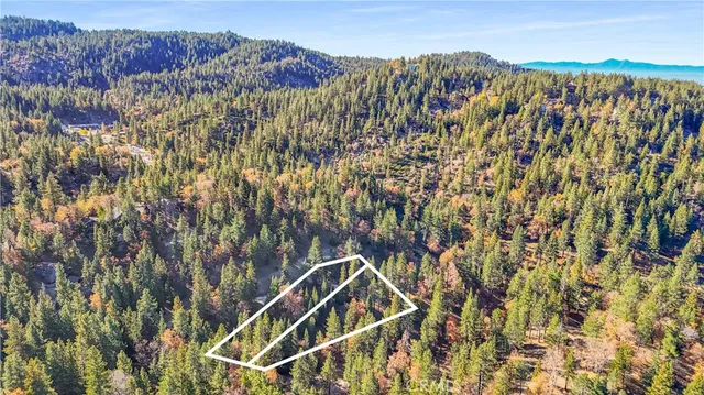 $339,995 | 32703 Tulip, Running Springs, CA 92382