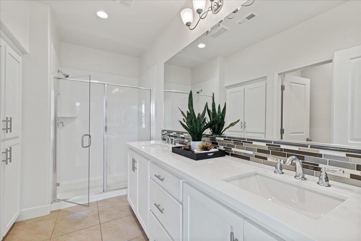 5669 Coffeeberry Road Newark, CA 94560 - Photo 29 of 39 Gallery Image 29