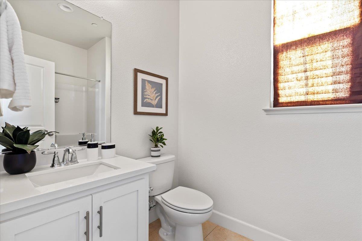 5669 Coffeeberry Road Newark, CA 94560 - Photo 35 of 39 Gallery Image 35