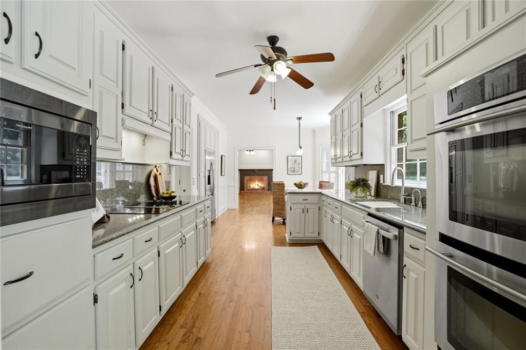 473 Cambria Walk Southwest Lilburn, GA 30047 - Photo 7 of 36