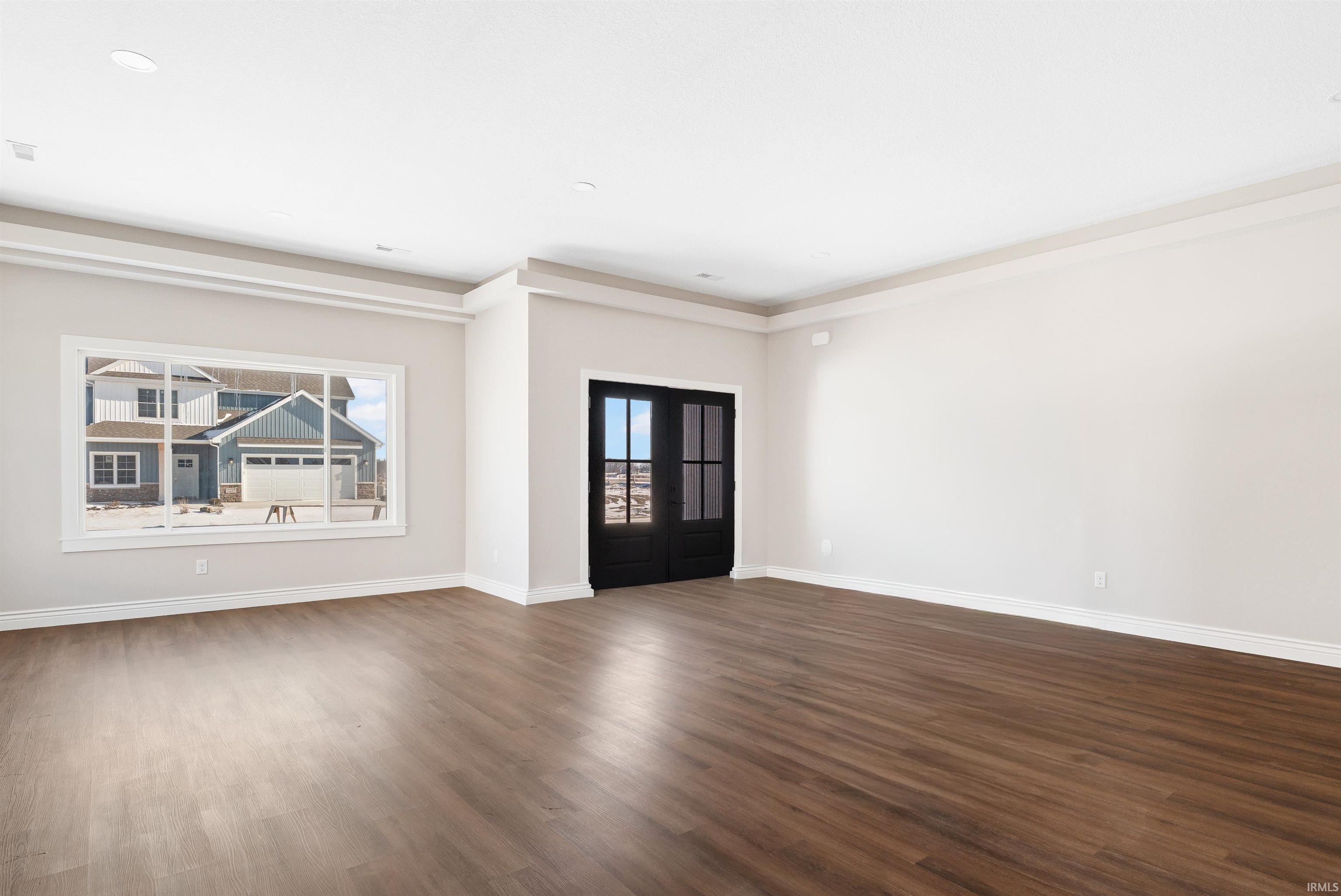 7230 Starks Boulevard Fort Wayne, IN 46816 - Photo 11 of 28