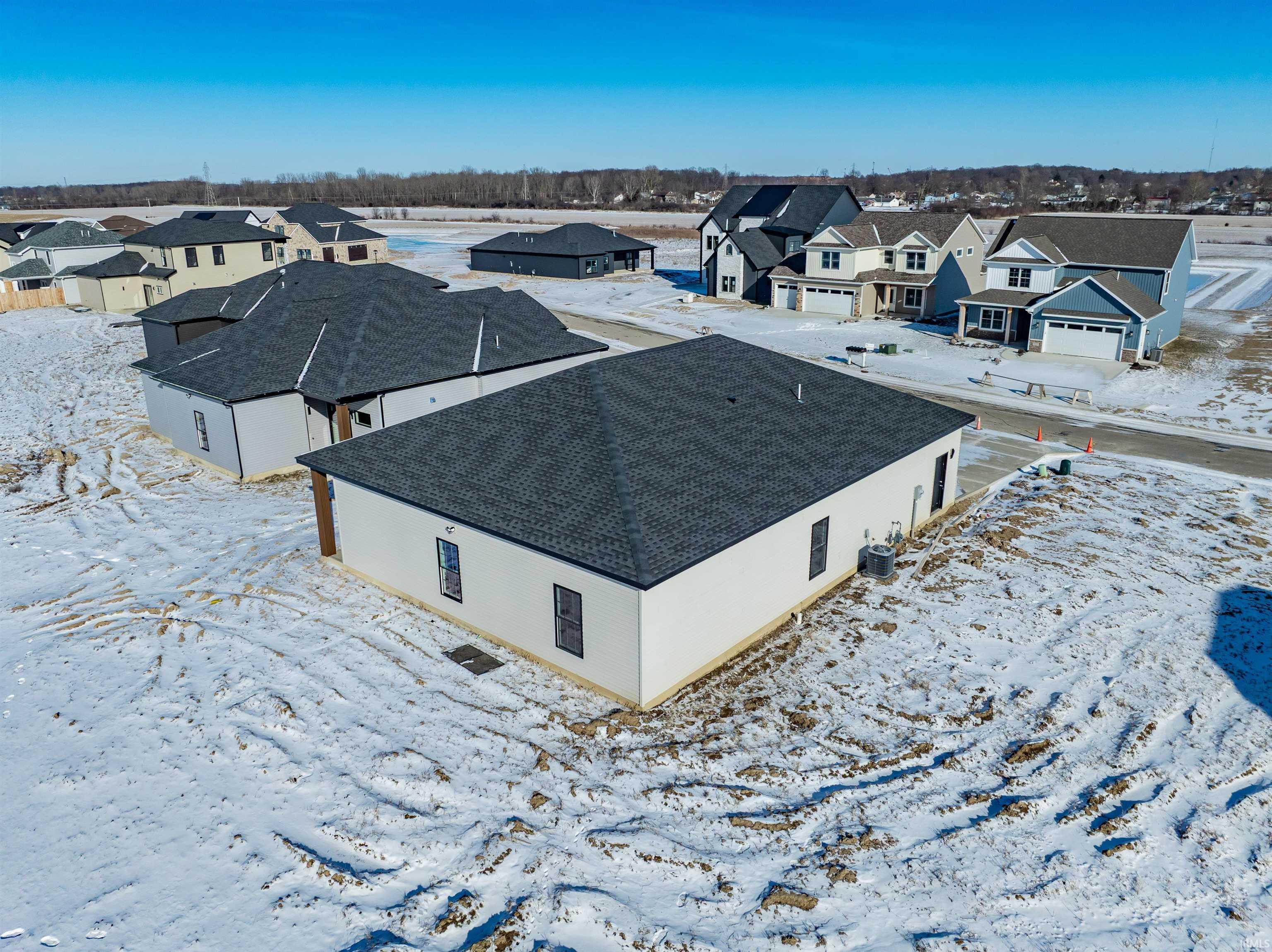 7230 Starks Boulevard Fort Wayne, IN 46816 - Photo 26 of 28