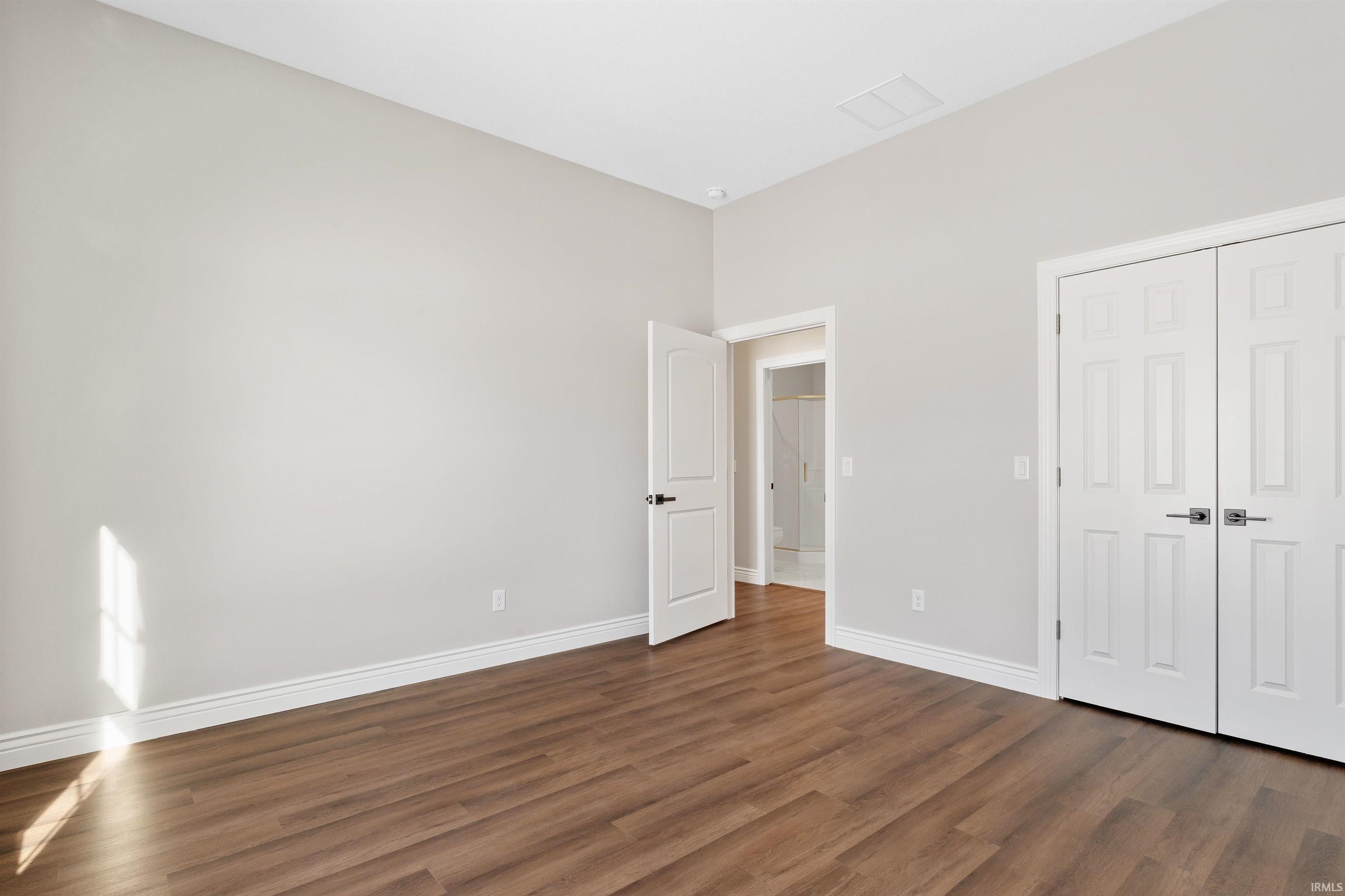 7230 Starks Boulevard Fort Wayne, IN 46816 - Photo 6 of 28