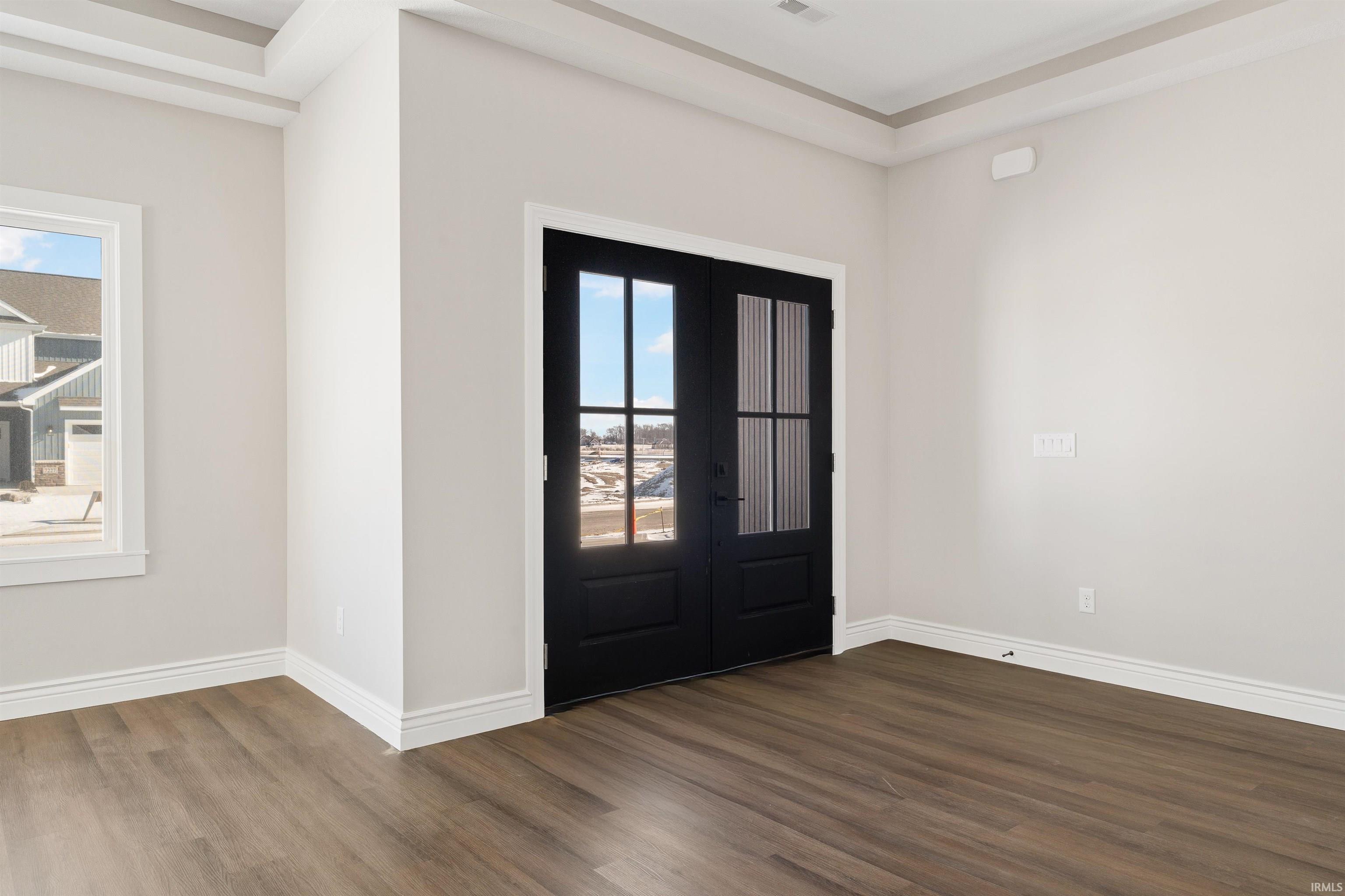 7230 Starks Boulevard Fort Wayne, IN 46816 - Photo 10 of 28