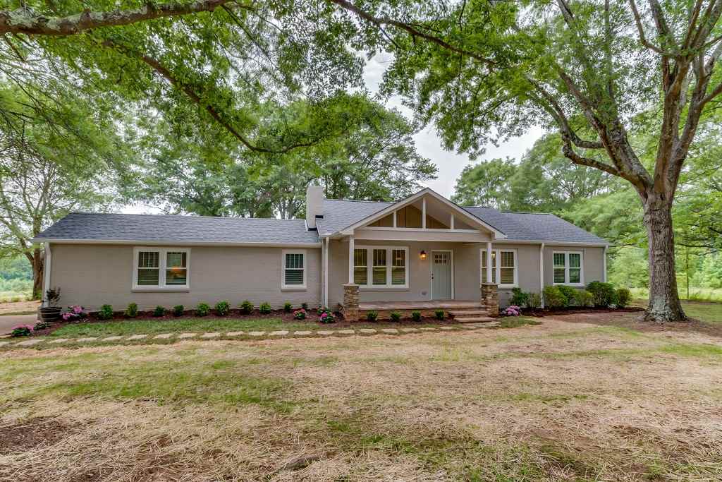 327 Long Branch Road Forest City, NC 28043 - Photo 8 of 32 Gallery Image 8
