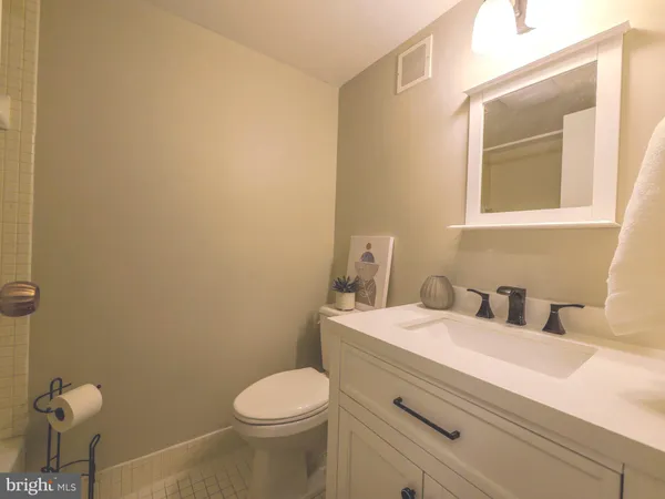 $235,000 | 801 Yale Avenue, Unit 107, Swarthmore, PA 19081
