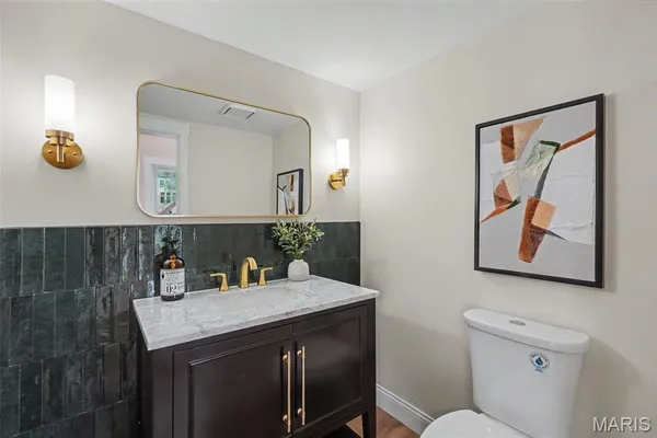 $699,000 | 3 Oak Bluff Drive, Lake St. Louis, MO 63367