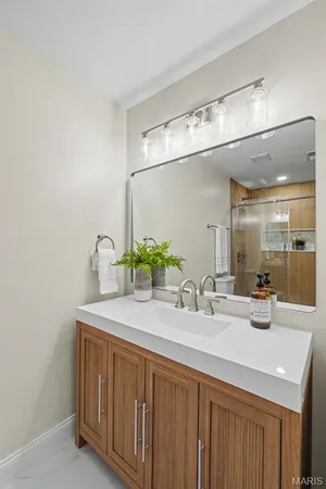 $699,000 | 3 Oak Bluff Drive, Lake St. Louis, MO 63367