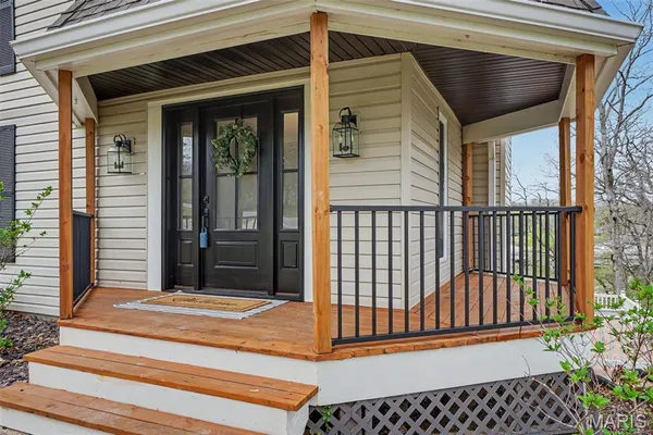 $699,000 | 3 Oak Bluff Drive, Lake St. Louis, MO 63367