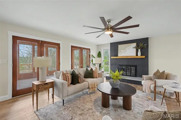 $699,000 | 3 Oak Bluff Drive, Lake St. Louis, MO 63367