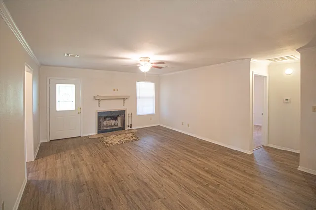 $225,000 | 320 Bridgeview Drive, Onalaska, TX 77360