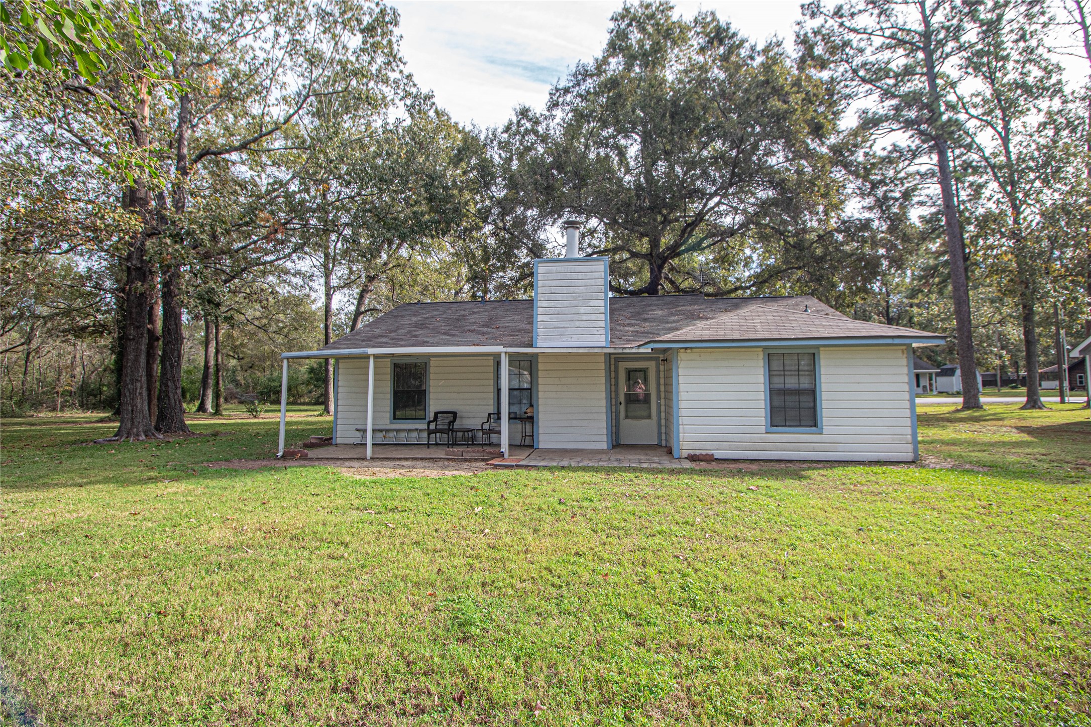 320 Bridgeview Drive Onalaska, TX 77360 - Photo 32 of 43